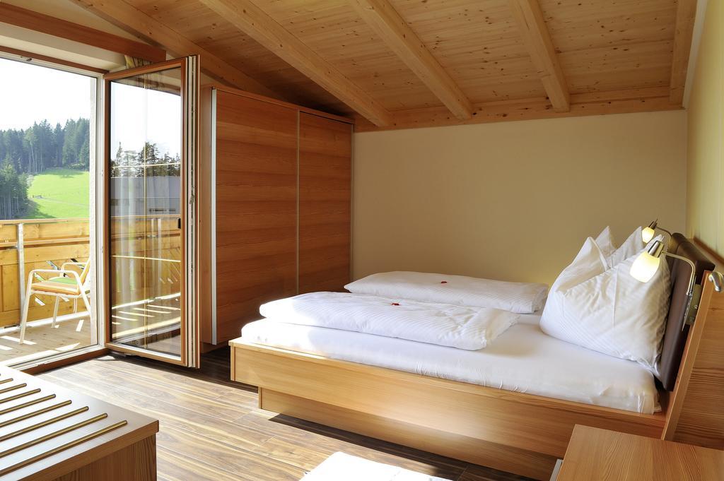 Familienhotel Moos-Alm Lienz Quarto foto